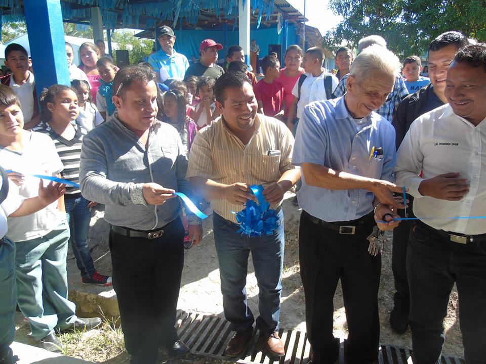 Entrega del Proyecto Escuela Emilio Godoy Méndez