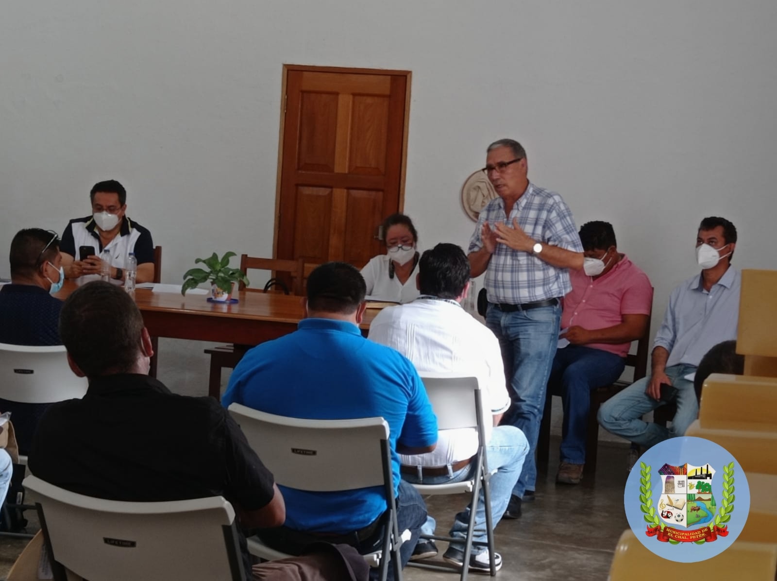 ALCALDE MUNICIPAL PARTICIPÓ EN REUNIÓN DE TRABAJO CON TRANSPORTISTAS DE PETÉN