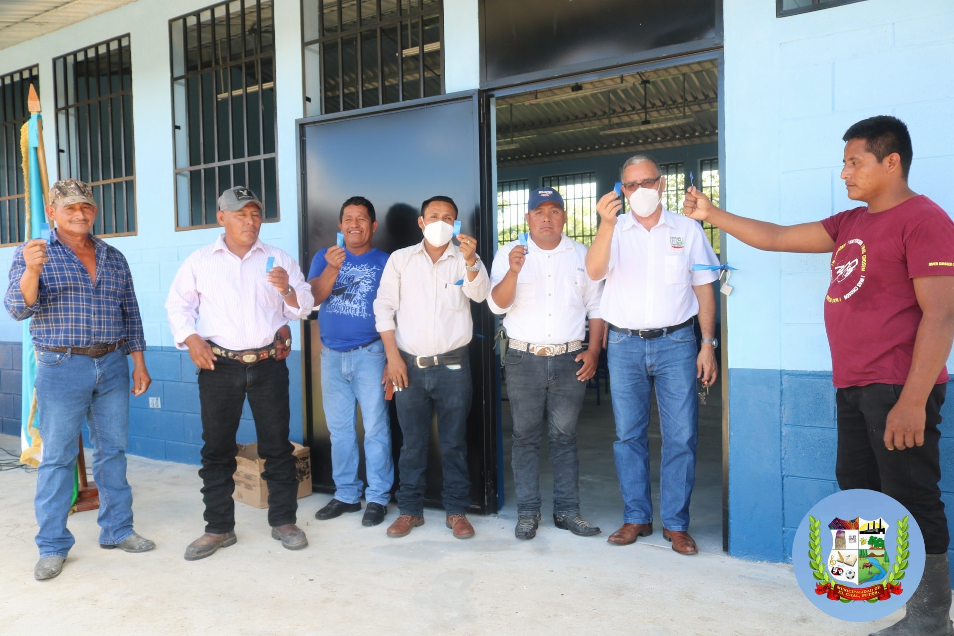 ENTREGA OFICIAL DE AMPLIACIÓN DE LA ESCUELA PRIMARIA EN CASERÍO LA GUADALUPE.