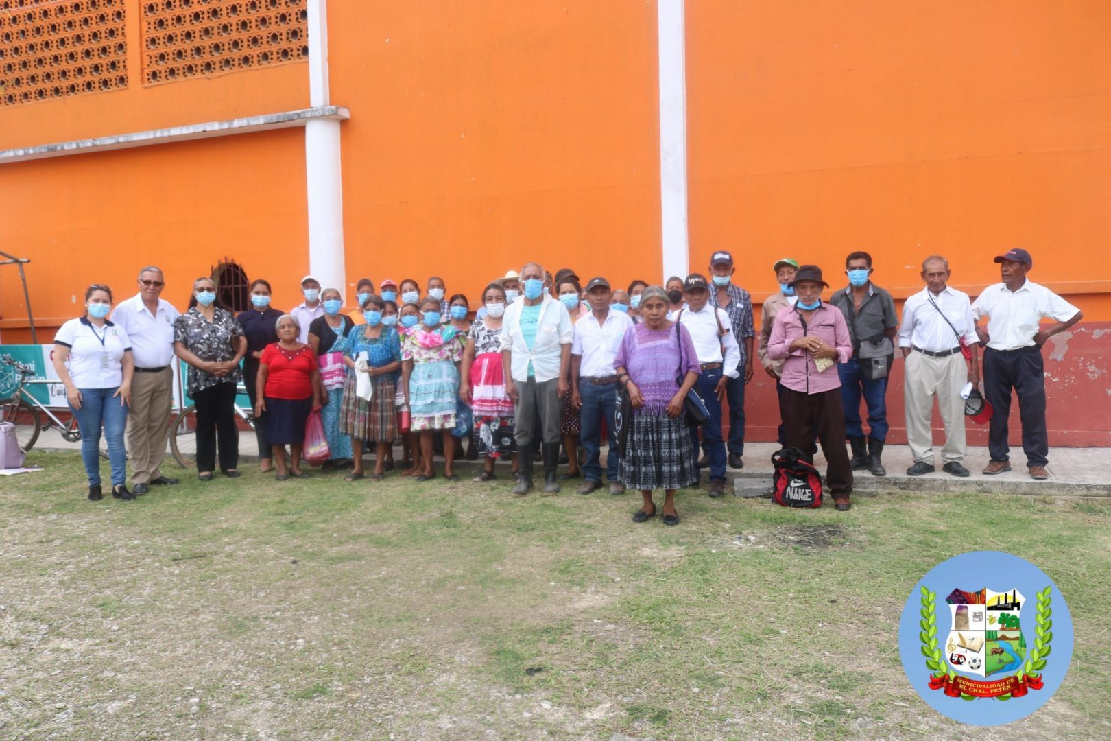 160 PERSONAS DE LA TERCERA EDAD FUERON BENEFICIADAS CON EL PROGRAMA DE ADULTO MAYOR.