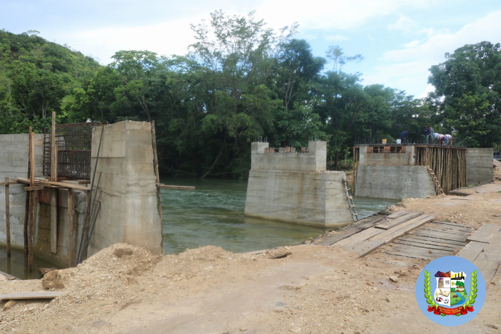 MEJORAMIENTO DE PUENTE EN CASERIO EL POXTE 1.