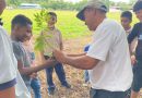 Actividades con los niños de la Escuela Oficial Rural Mixta, Caserío Colpeten