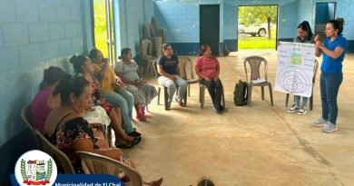 FORTALECIENDO EL LIDERAZGO DE LAS MUJERES EN EL CHAL